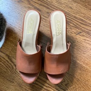 Fringe mules
